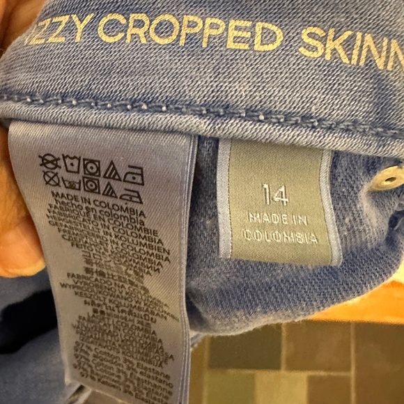 Michael Kors Woman's Izzy Cropped Skinny Cornflower Blue 5 pocket Size 14 EUC - Picture 6 of 7